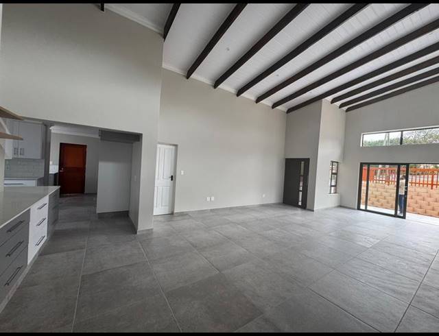 3 BEDROOM TOWNHOUSE FOR SALE IN DANA BAY